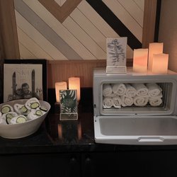 Well & Being Spa - Relaxation room items
