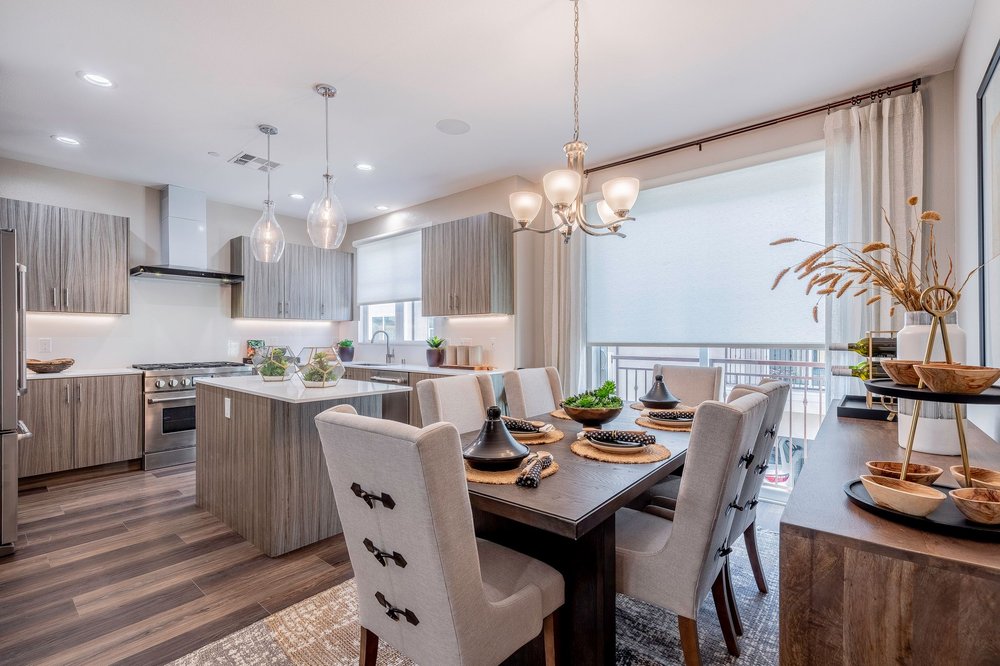 PAXTON CALABASAS Updated August 2024 29 Photos & 11 Reviews 4240 Las Virgenes Rd