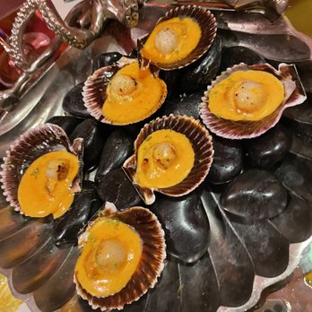 Rosi La Loca - Oysters AMAZING - Tapas Bars Near Me - Madrid, M