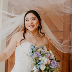 Carole Li Hair & Make Up Services