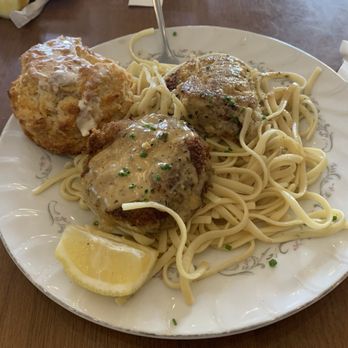 The Lady May - Crab cakes - Cocktail Bars Near Me - Ocean Springs, Mississippi The Lady May - Crab cakes - Cocktail Bars Near Me - Ocean Springs, Mississippi