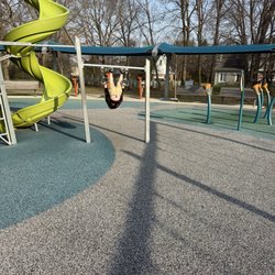 Carey Grove Park - Hanging