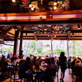 Hard Rock Cafe - Indoor outdoor seating - Burgers Near Me - Honolulu, Hawaii Hard Rock Cafe - Indoor outdoor seating - Burgers Near Me - Honolulu, Hawaii