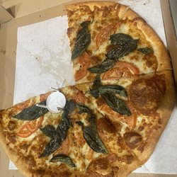 That Guy's Pizza - This is the pizza.