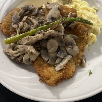 Welsh Field Inn - Pork Loin Schnitzel with mushrooms & asparagus & mashed potatoes!!! - American Near Me - Troy Twp, Ohio Welsh Field Inn - Pork Loin Schnitzel with mushrooms & asparagus & mashed potatoes!!! - American Near Me - Troy Twp, Ohio