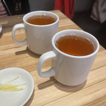 dan modern chinese - Hot tea - Chinese Near Me - Long Beach, California