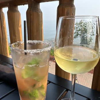 Grand Superior Grill - Kendall Jackson Chardonnay and summer drink - American Near Me - Two Harbors, Minnesota