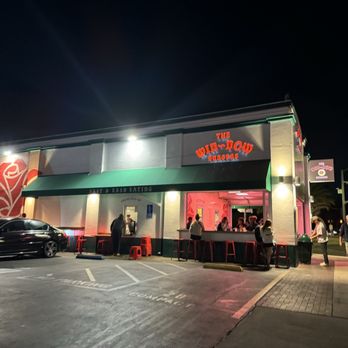 The Win-Dow Long Beach - Side view - Burgers Near Me - Long Beach, California The Win-Dow Long Beach - Side view - Burgers Near Me - Long Beach, California