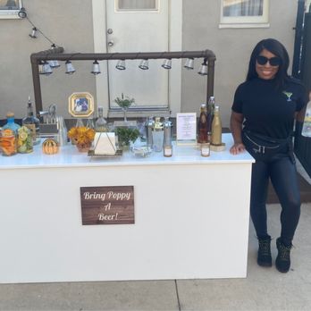 Cocktail Hour Mobile Bar - Our mixologist, Aisha - Bartenders Near Me - Long Beach, California