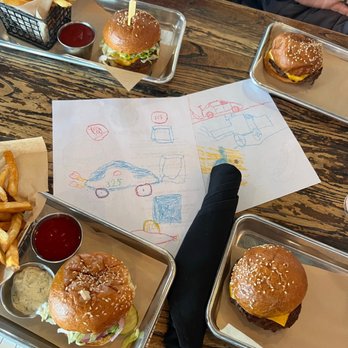 5280 Burger Bar - The 5280 Kid Burger  Lunch special - Burgers Near Me - Westminster, Colorado
