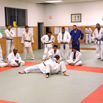 Hollywood Judo Dojo - Newaza by Rikard sensei. - Martial Arts Near Me - Los Angeles, California Hollywood Judo Dojo - Newaza by Rikard sensei. - Martial Arts Near Me - Los Angeles, California