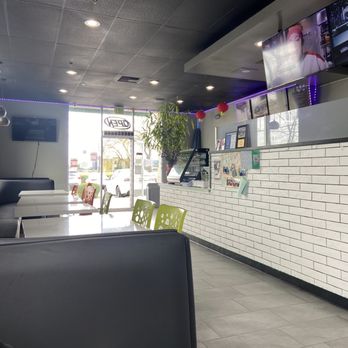 BAMBU - inside - Juice Bars & Smoothies Near Me - Elk Grove, California