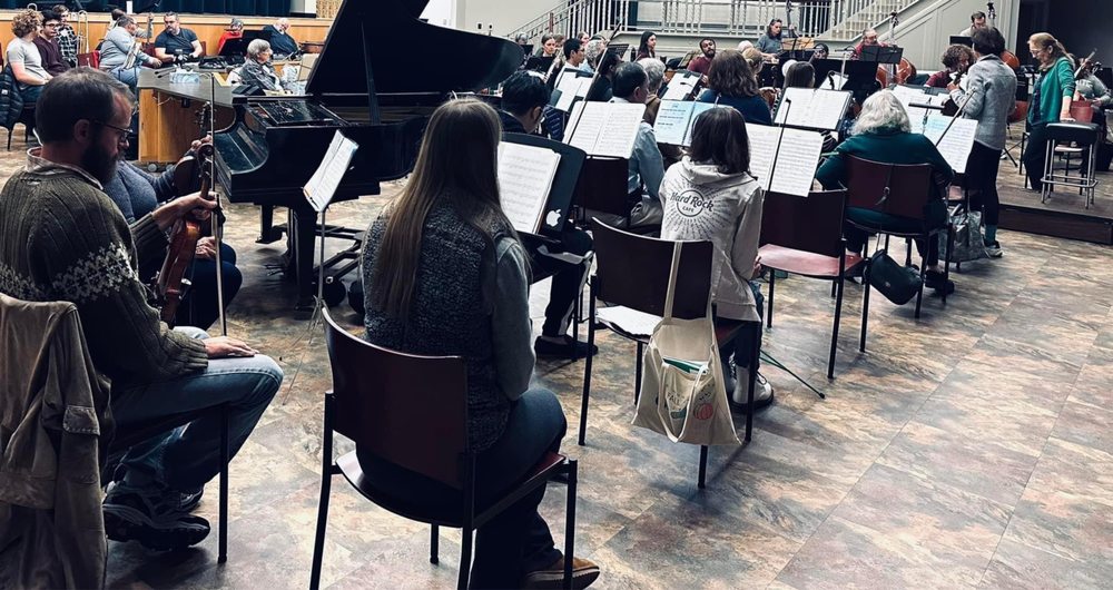 HAMDEN SYMPHONY ORCHESTRA PO Box 185412, Hamden, Connecticut Music