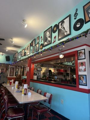 Mel's Hard Luck Diner by null
