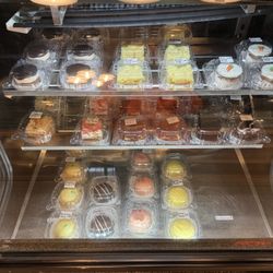 Ice House Bakery & Deli