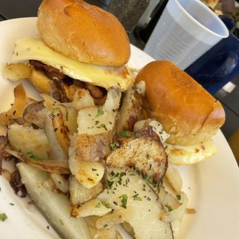 Vovomeena - Classic Egg Sandwich - Coffee & Tea Near Me - Phoenix, Arizona