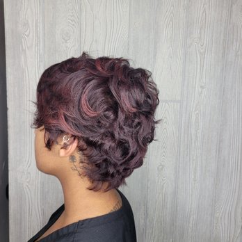 Cora & Company Salon - Short haircut - Hair Salons Near Me - Bloomington, Illinois