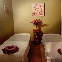 Meridian Massage - Meridian Massage Room