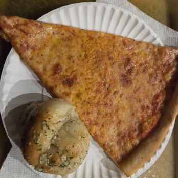 Maspeth Pizza - Pizza Near Me - Maspeth, New York