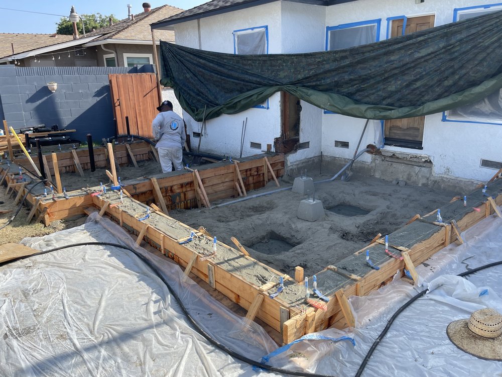 Slide of Moonlight Builders