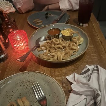 Taverna Veranda - Fried Calamari appetizer - Mediterranean Near Me - Edgewater, New Jersey