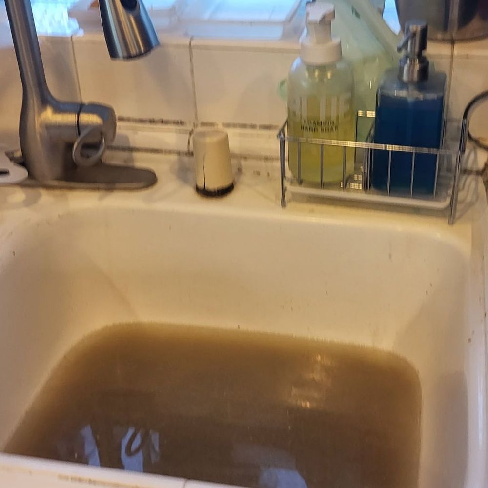 Gator Rooter and Plumbing - Clogged sink. Baking soda+vinegar ans plunger failed!!! - Plumbing Near Me Gator Rooter and Plumbing - Clogged sink. Baking soda+vinegar ans plunger failed!!! - Plumbing Near Me