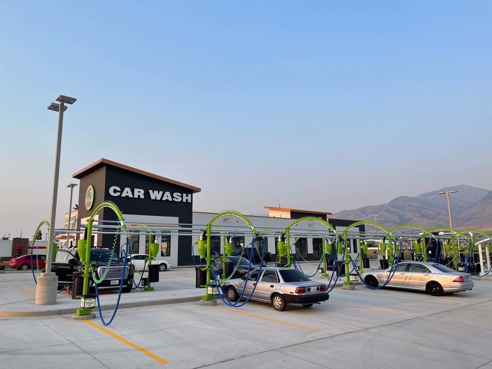 GREEN GORILLA CAR WASH Updated September 2024 16 Photos 980 S