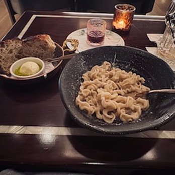 Yolan - Cacio E Pepe + Foacaccia - Italian Near Me - Nashville, Tennessee Yolan - Cacio E Pepe + Foacaccia - Italian Near Me - Nashville, Tennessee