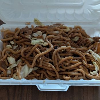 Red Tea House - Shanghai-style fried noodles - Chinese Near Me - Scarborough, Ontario Red Tea House - Shanghai-style fried noodles - Chinese Near Me - Scarborough, Ontario
