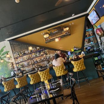 Pineapple Ink Tavern - Beer Bar Near Me - Augusta, Georgia