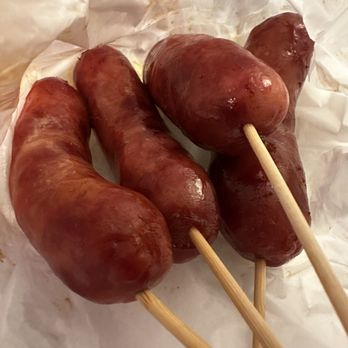Old Street Pan Fried Dumpling 老街生煎 - Taiwanese Sausage 2/$5 - Chinese Near Me - Flushing, New York