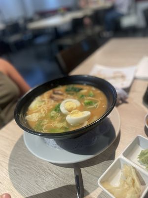 Akaihana Sushi & Grill by null