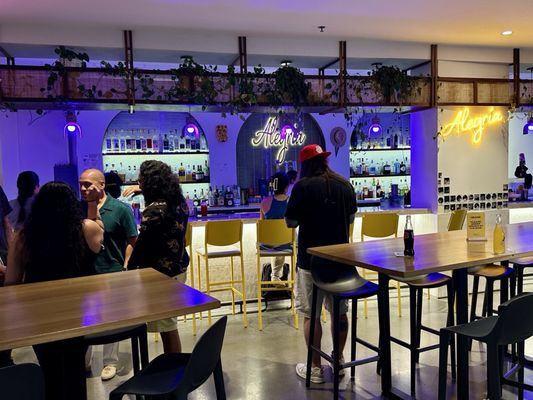 670 Rhode Island Ave NE by null