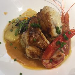 El Centro - Rape con crema de carabineros. Muy rico.