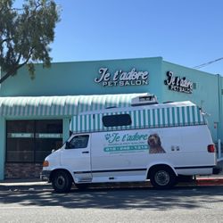 Je Tadore Pet Salon