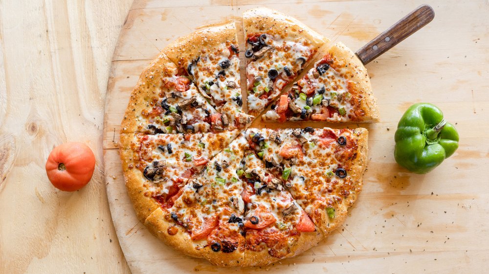 Zollo's Pizza Logo