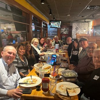 Applebee's Grill + Bar - Our friends - American Near Me - Edison, New Jersey Applebee's Grill + Bar - Our friends - American Near Me - Edison, New Jersey