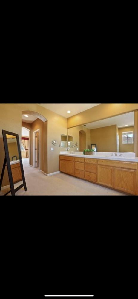 Slide of Gomez Painting