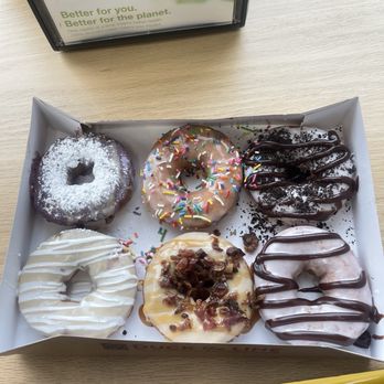 Duck Donuts - The half dozen donuts that we ordered. - Donuts Near Me - Lake Zurich, Illinois