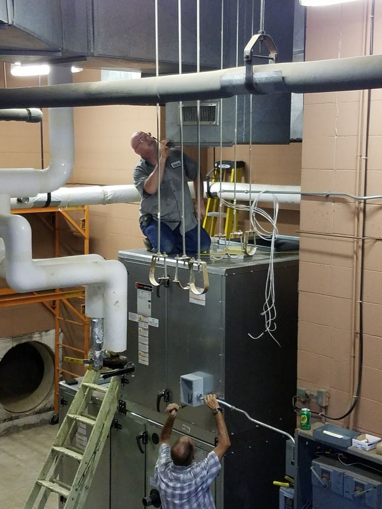 Slide of Holliday Plumbing, Heating & Air