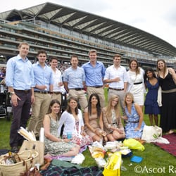 Ascot Racecourse - Friends at Ascot