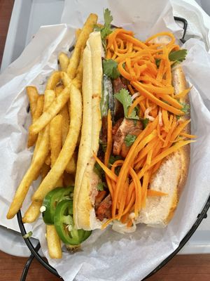 MK NOODLE PHO by null