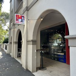 Harry's Singapore Chilli Crab Restaurant - Outside