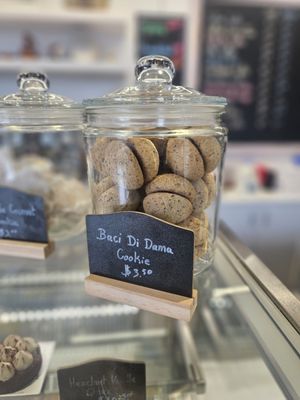 Sunshine Spice Bakery & Cafe by null