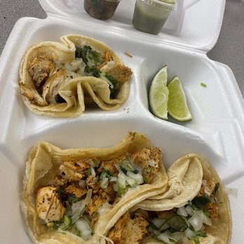 Chile Verde Mexic and Taco - 3 Tacos - Food Trucks Near Me - Memphis, Tennessee