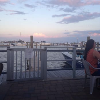 Bayvue - Seafood Near Me - Lindenhurst, New York