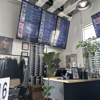 Smoke & Fire Social Eatery - Comfort Food Near Me - Paramount, California