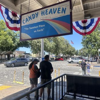 Candy Heaven - Candy Stores Near Me - Sacramento, California