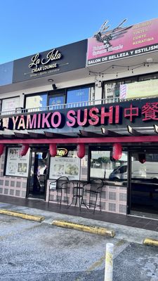Yamiko Sushi by null