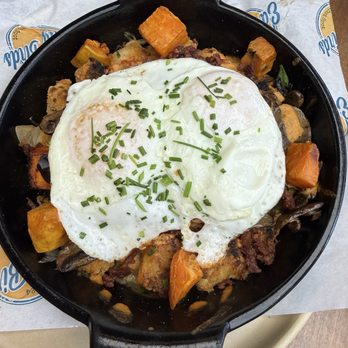 Early Birds - A Breakfast Spot - THE TREE HUGGER - Breakfast & Brunch Near Me - Las Vegas, Nevada